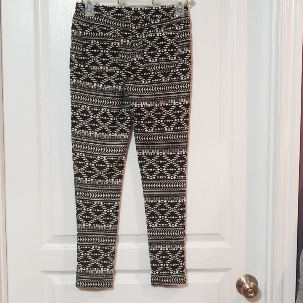 Epic Threads Jeggings - Picture 2 of 3